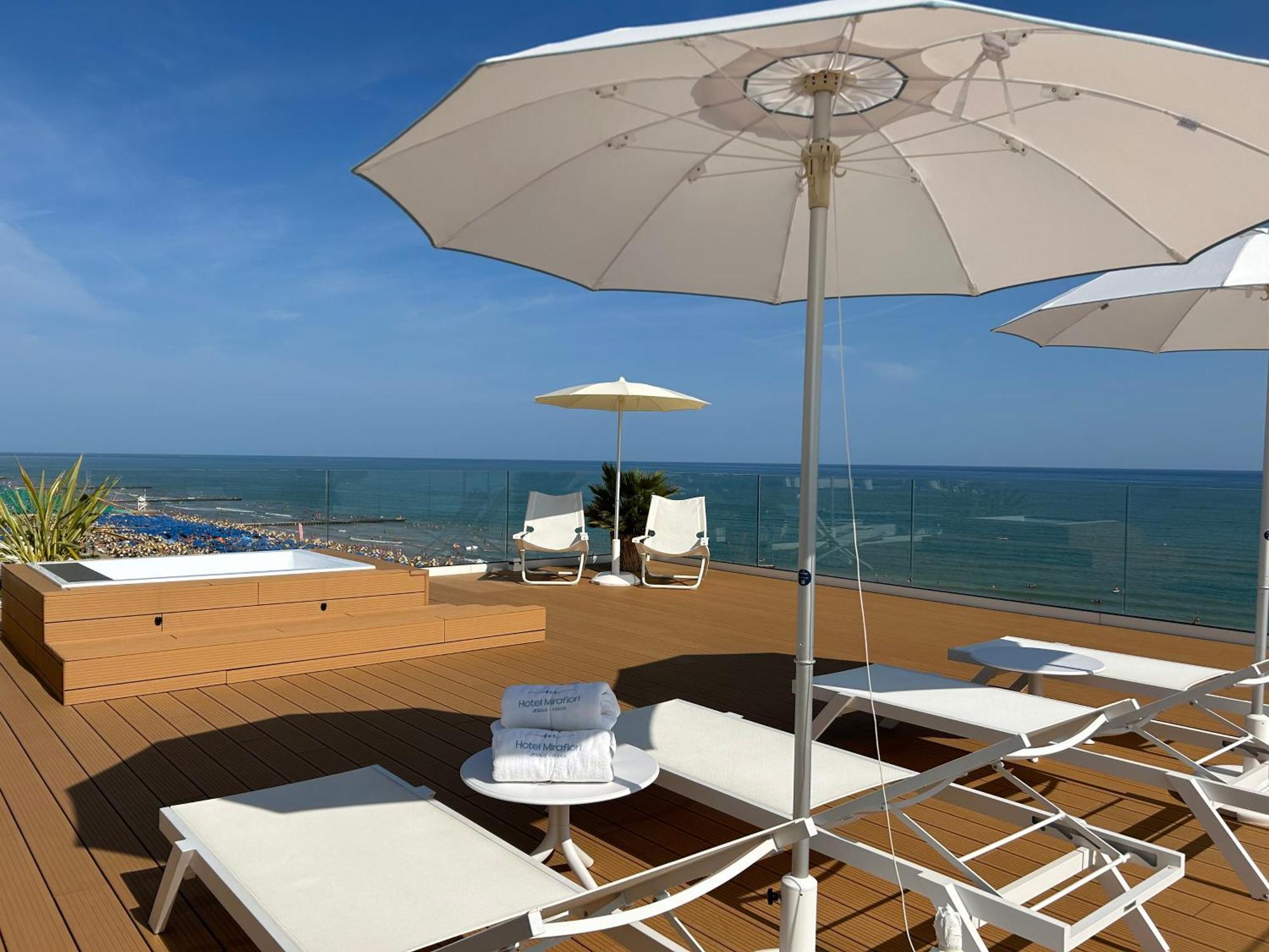 Hotel Mirafiori Lido di Jesolo Exterior photo